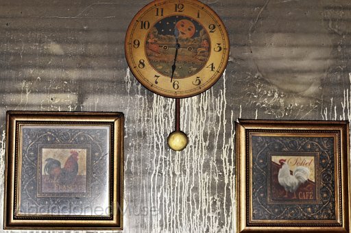clocks.jpg - Kitchen